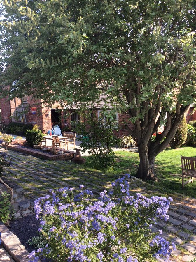 The Barn Bed And Breakfast Hale  Exterior foto